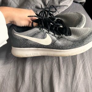 Nike Black and White Running Shoes